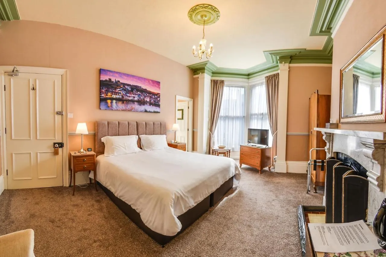 Pannett House Bed & Breakfast, Beautiful Victorian Residence 惠特比